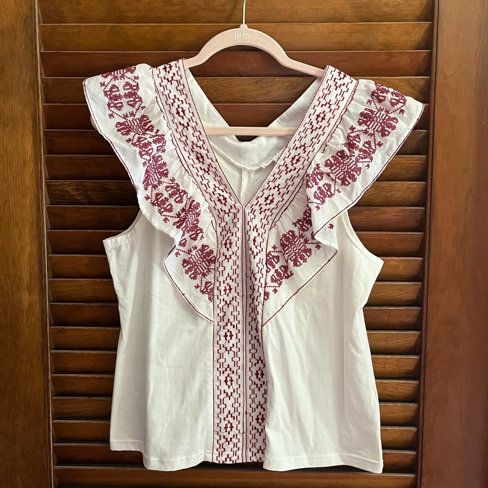 Anthropologie Reath & Wren Red and White Embroidered Tank Top Size M Like New
